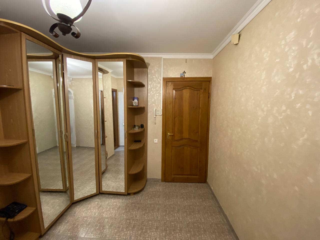 Кишинев Чокана бул. Мирча чел Бэтрын 9