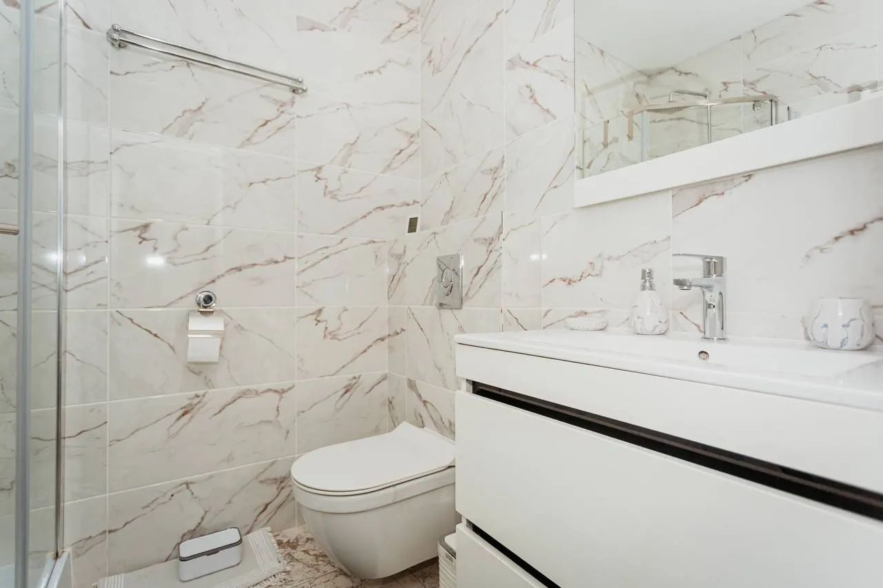 Chișinău Buiucani str. Liviu Deleanu 15