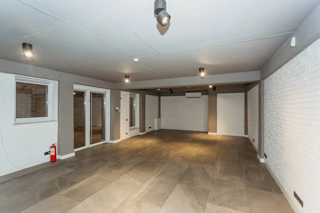 Chișinău Centru str. Vlaicu Pârcălab 4