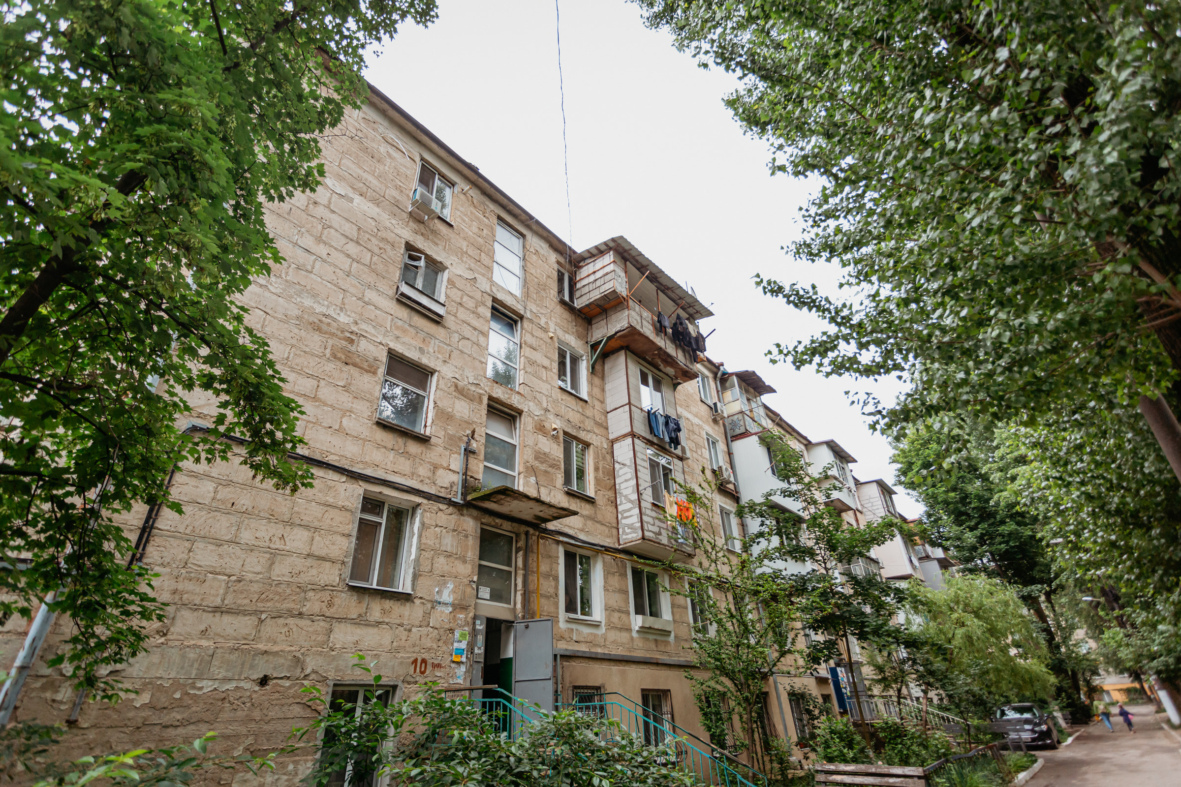 Chișinău Botanica str. Nicolae Titulescu 8