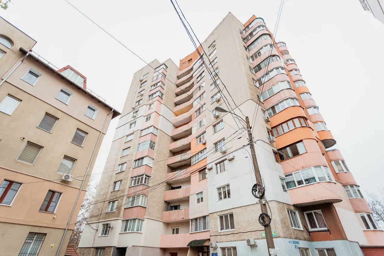 Chișinău Buiucani  str. Vissarion Belinski 18