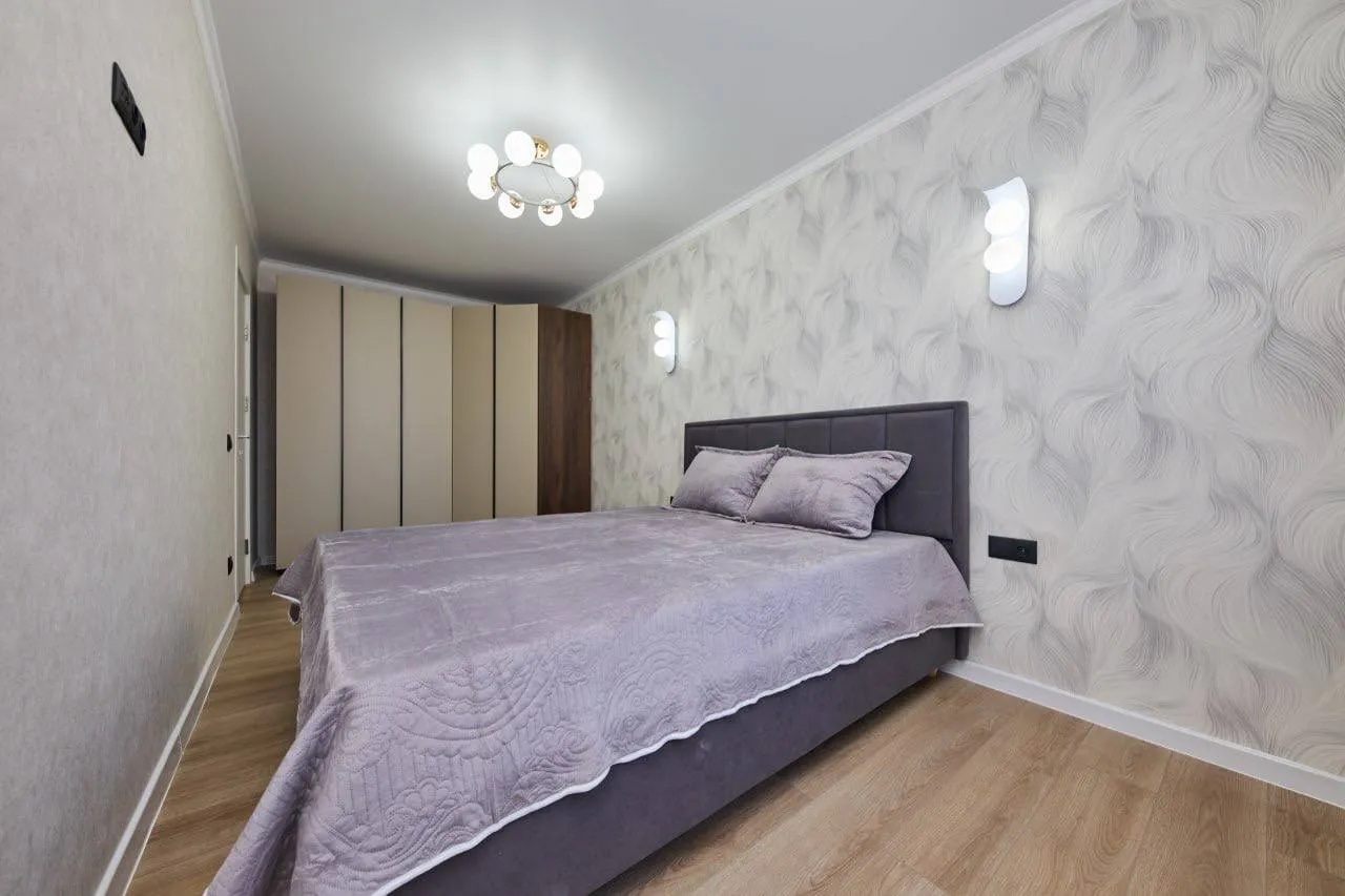 Chișinău Botanica str. Grenoble 8