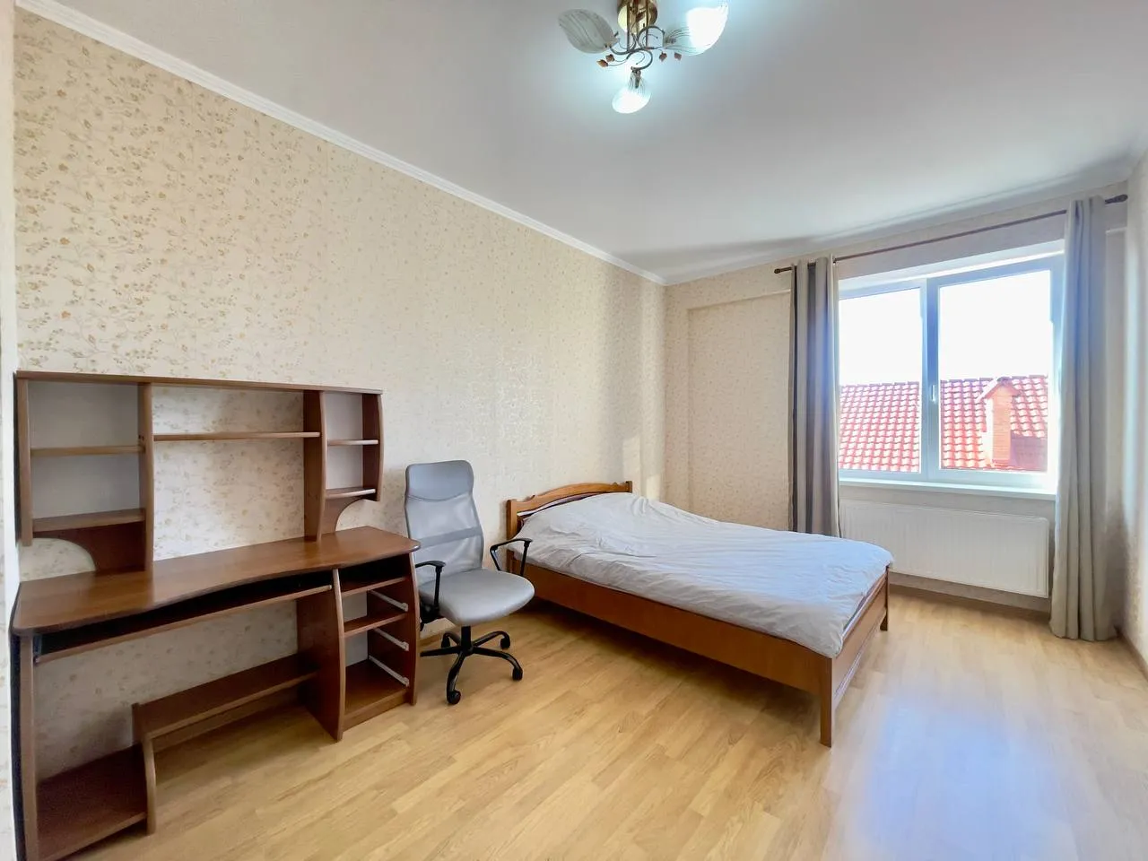 Ialoveni, Centru str. Alexandru cel Bun 3
