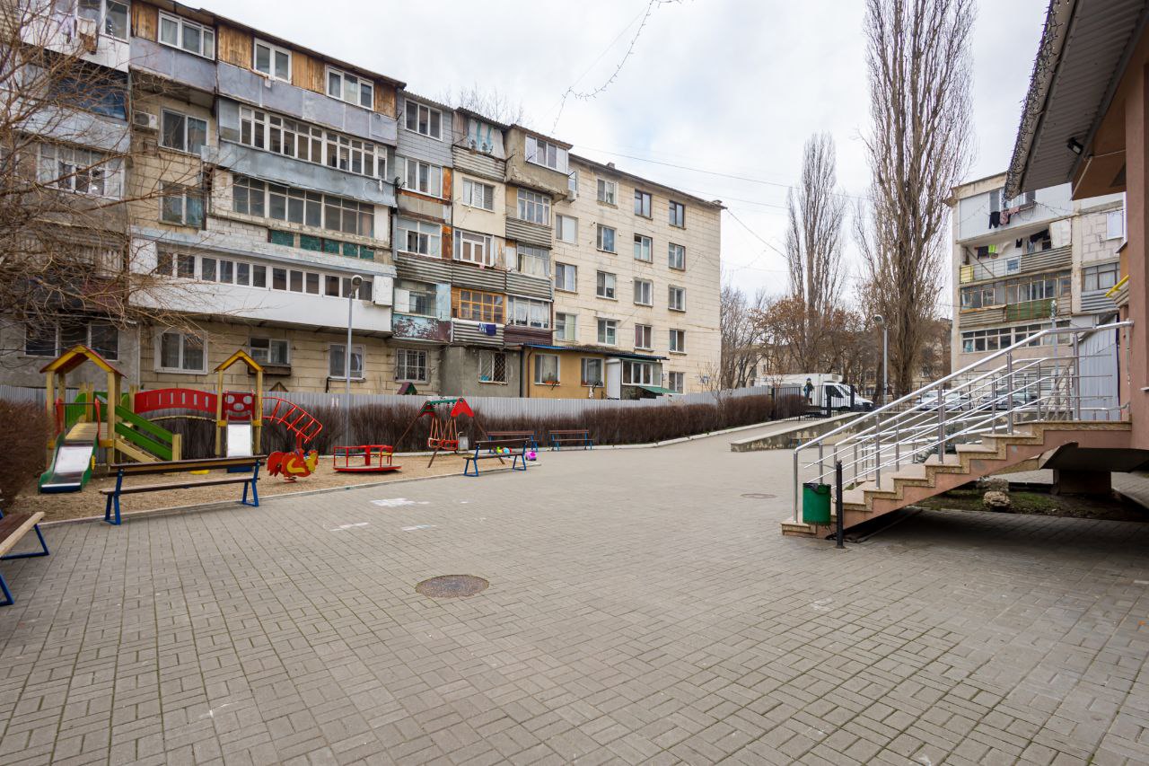 Chișinău Rîșcani str. Macilor 18