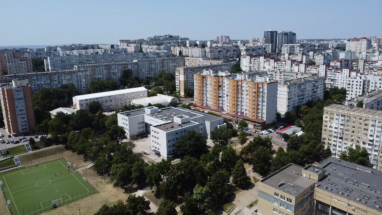 Кишинев Чокана ул. Джинта Латинэ 8