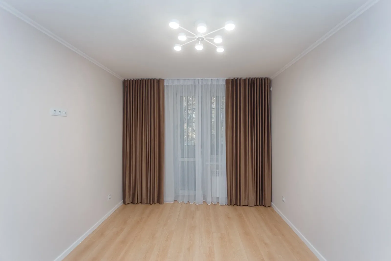 Chișinău Rîșcani str. Miron Costin 4