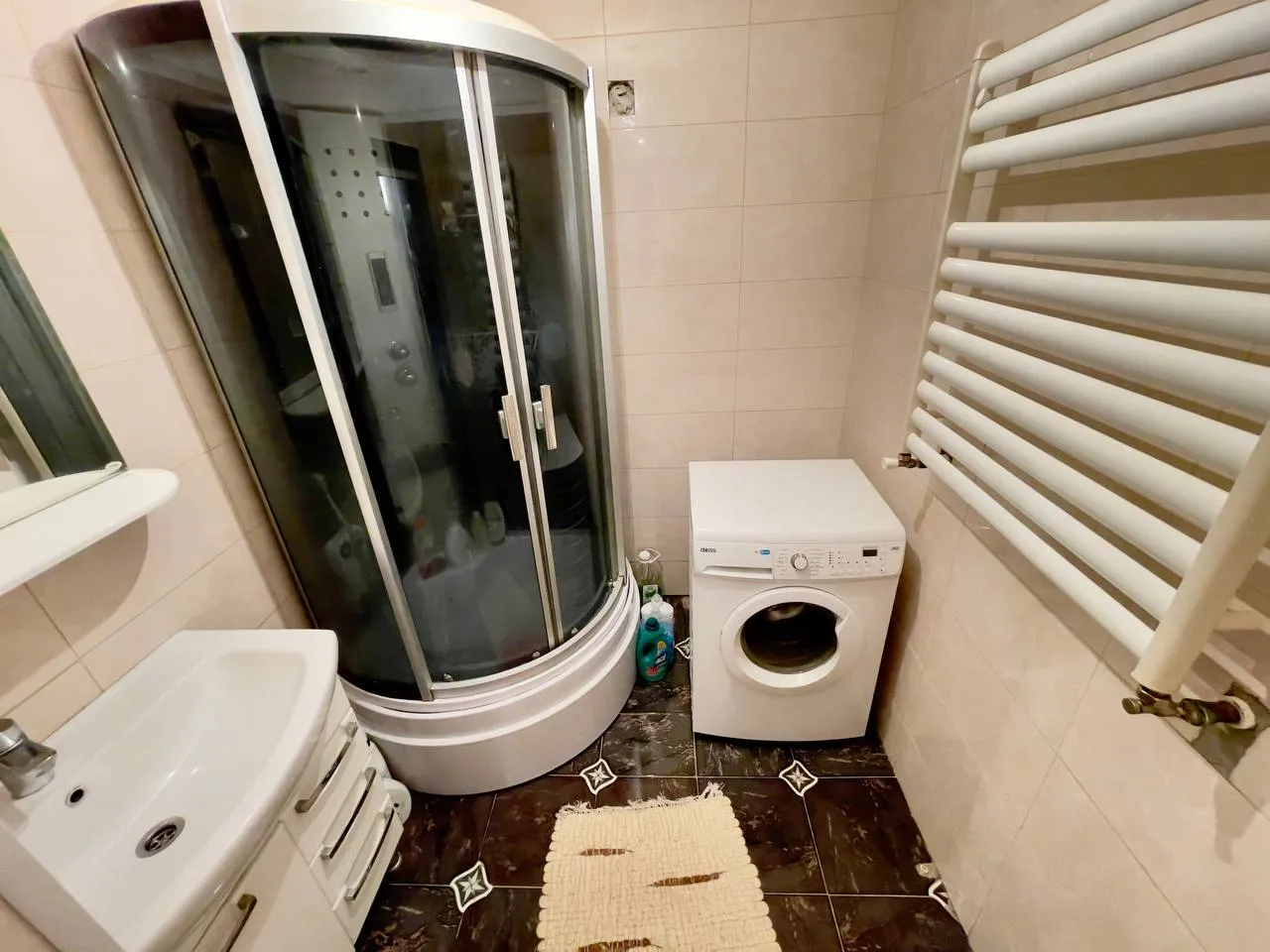 Ialoveni, Centru str. Vasile Alecsandri  16