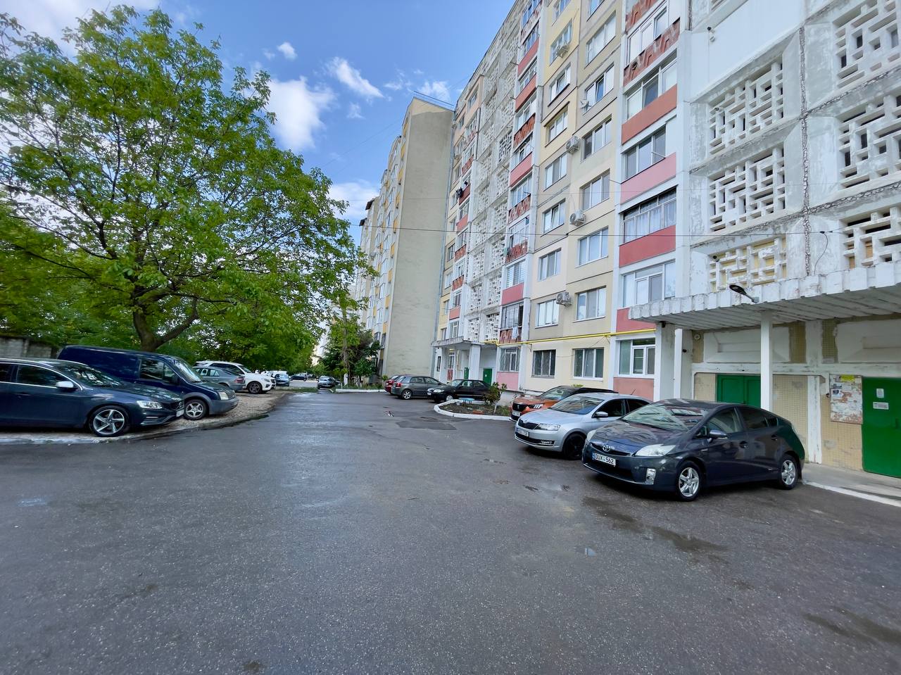 Ialoveni, Centru str. Alexandru cel Bun 9