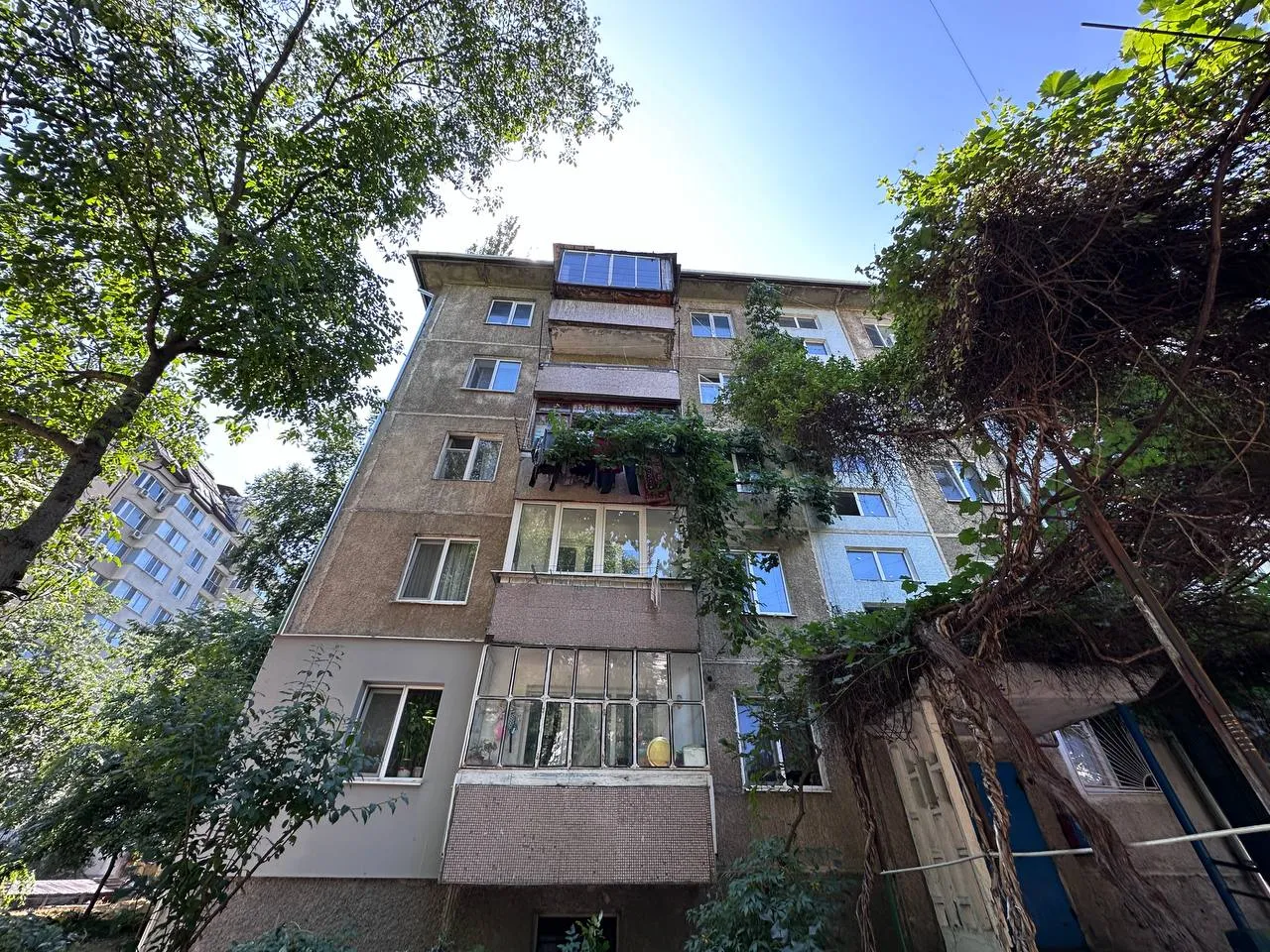 Chișinău Botanica bd. Cuza Vodă 13