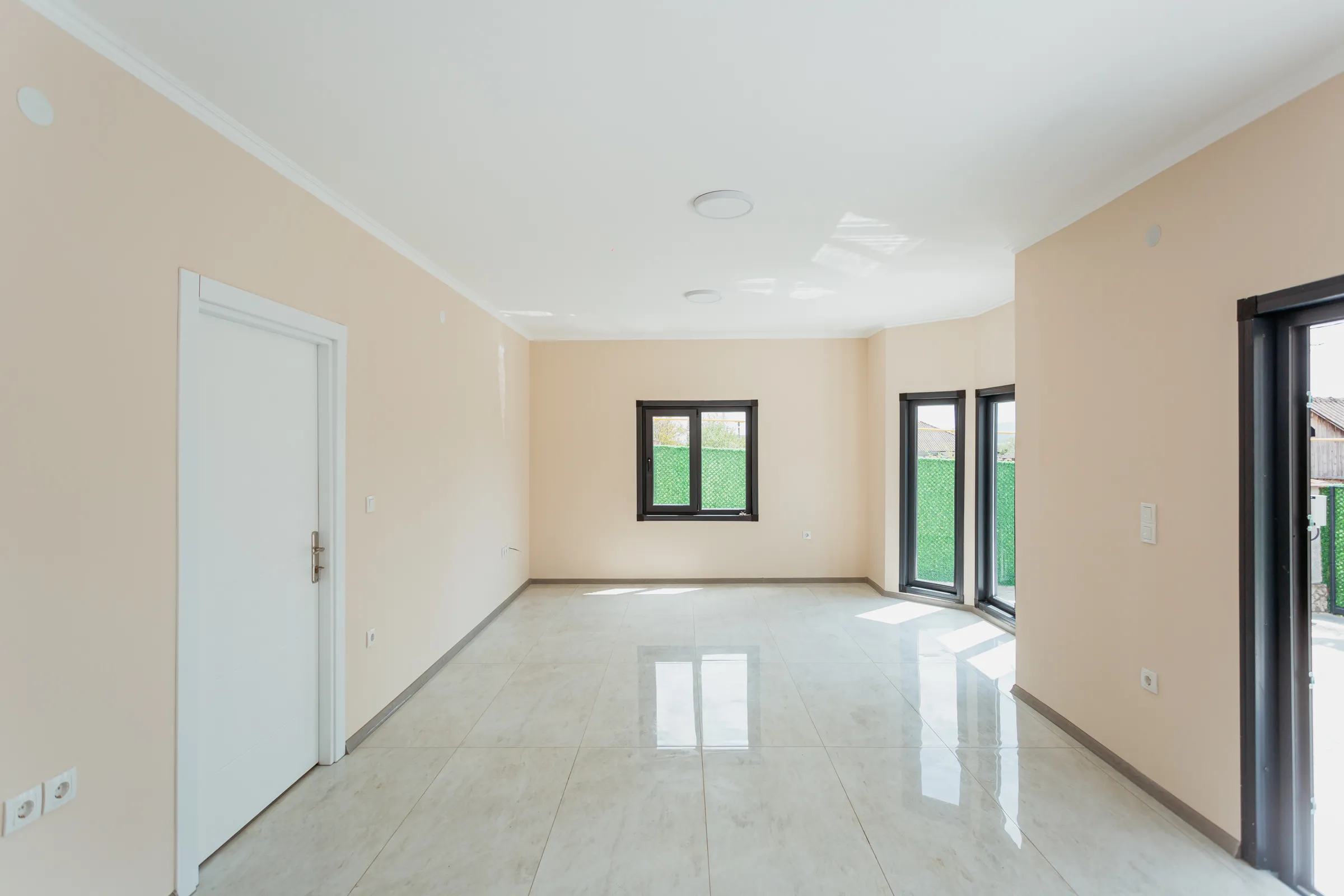 Ialoveni Nimoreni str. Codrilor 6