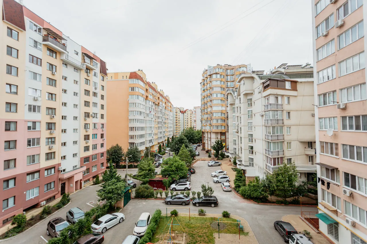Chișinău Buiucani str. Alba Iulia 14
