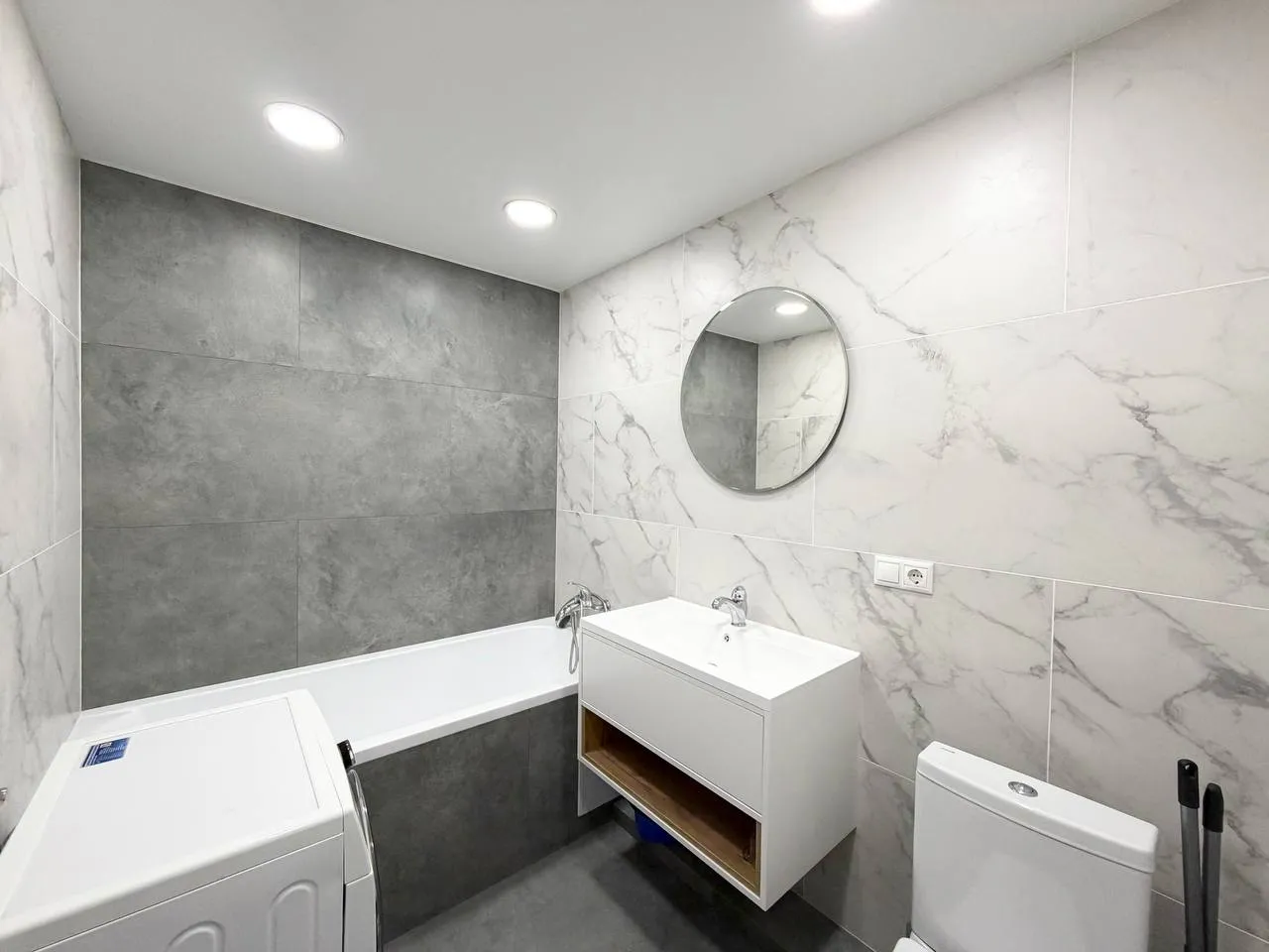 Chișinău Centru bd. Renașterii Naționale 6