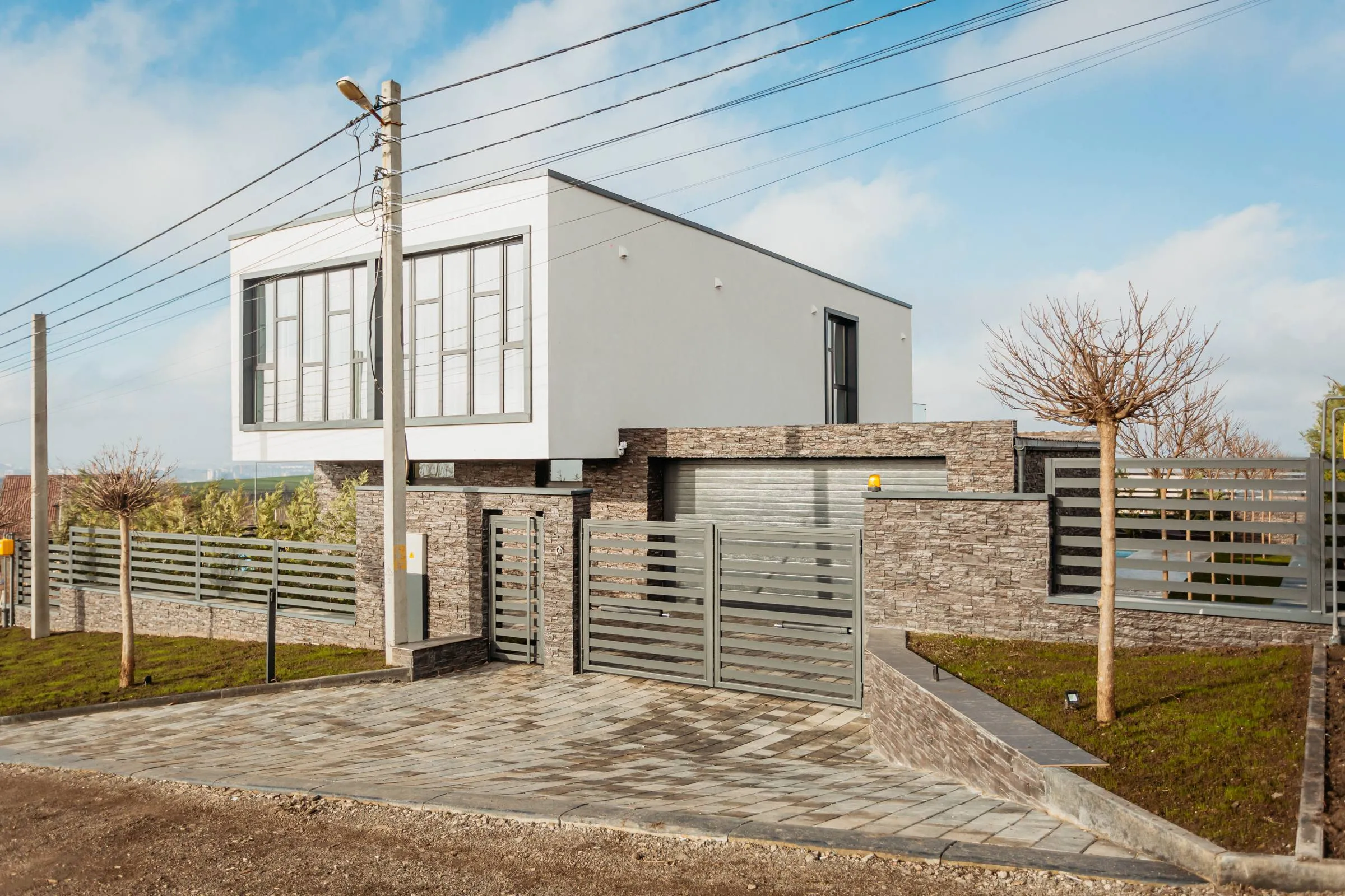 Кишинев Колоница ул. Чиприан Порумбеску 37