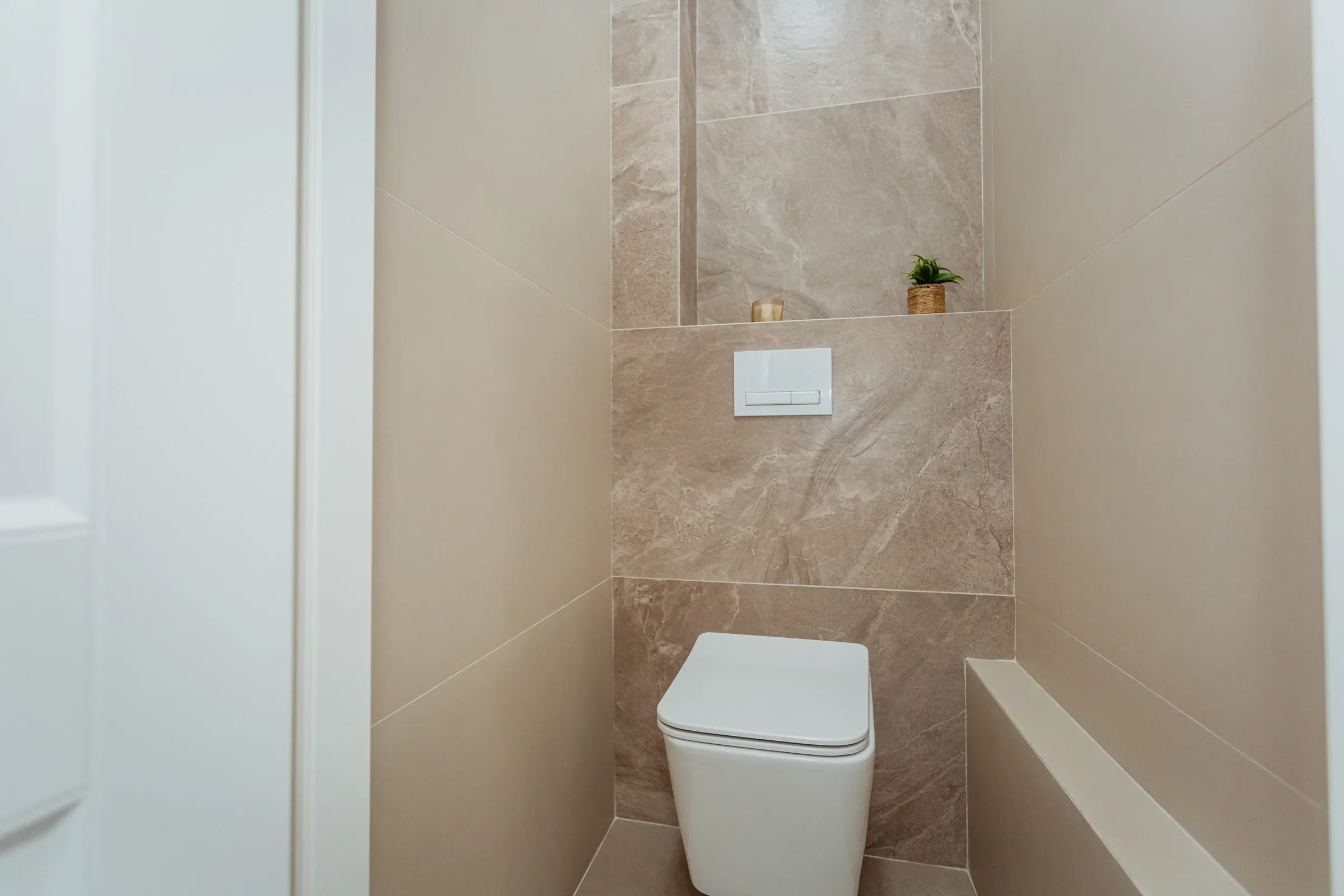 Chișinău Botanica bd. Traian 8