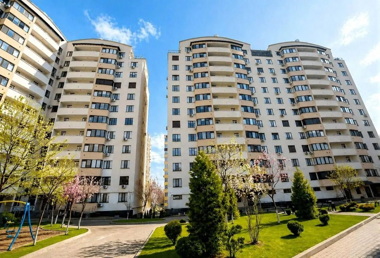 Chișinău Buiucani str. Calea Ieșilor 15