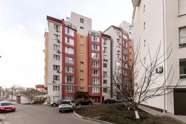 Chișinău Centru str. Nicolae Testemițanu 17