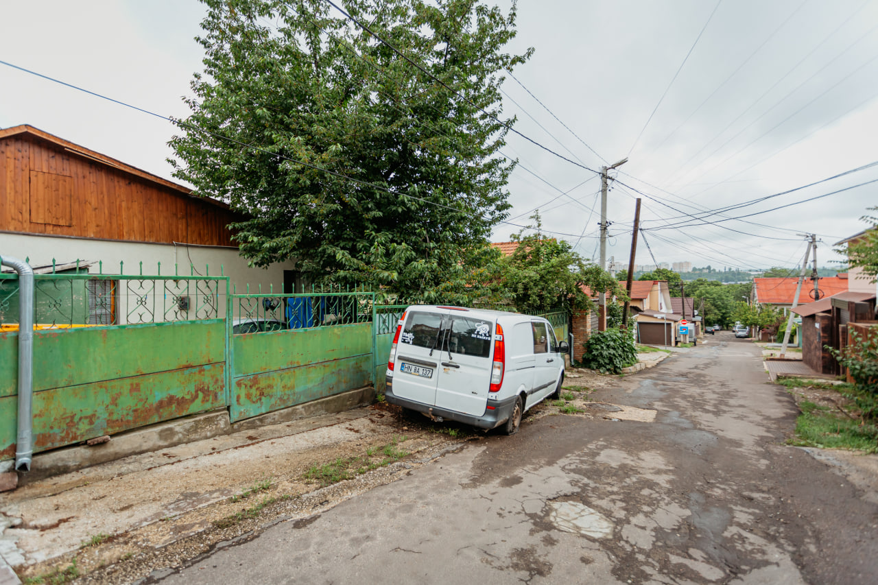 Chișinău Botanica str. Elena Alistar 13