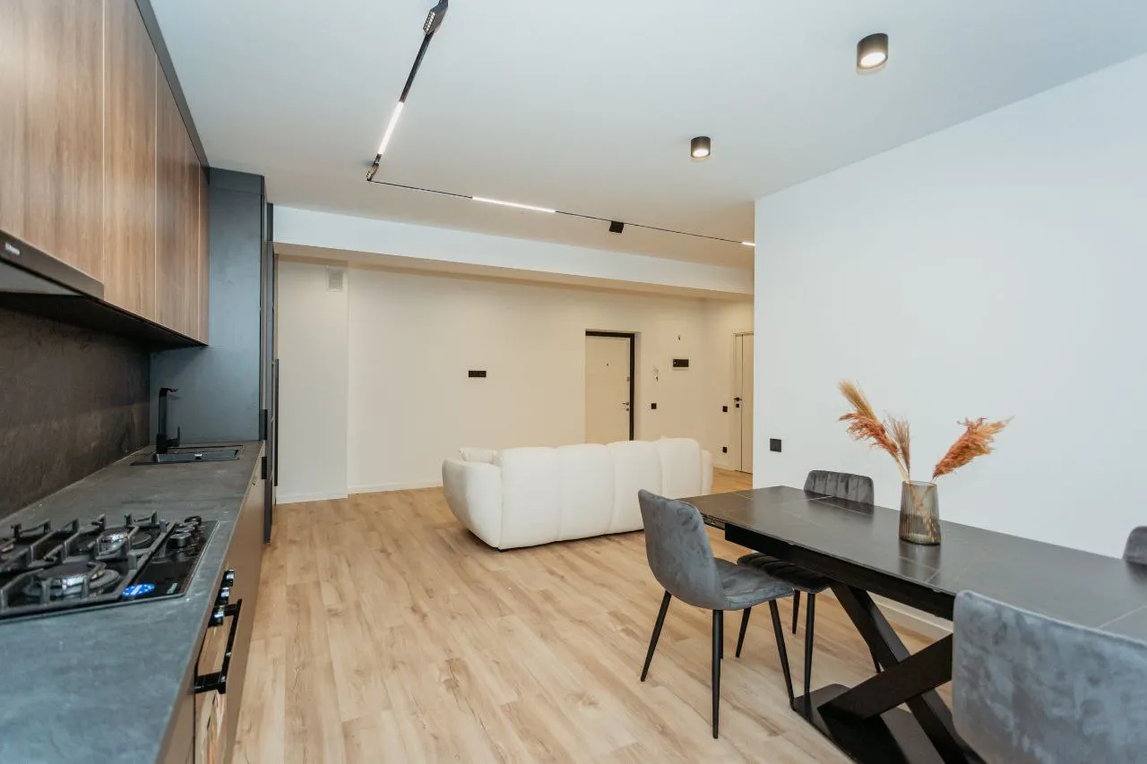 Chișinău Buiucani str. Calea Ieșilor 1