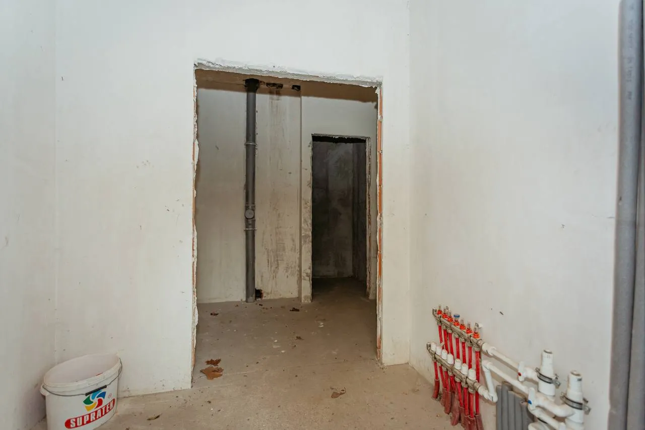 Chișinău Codru str. Costiujeni  11