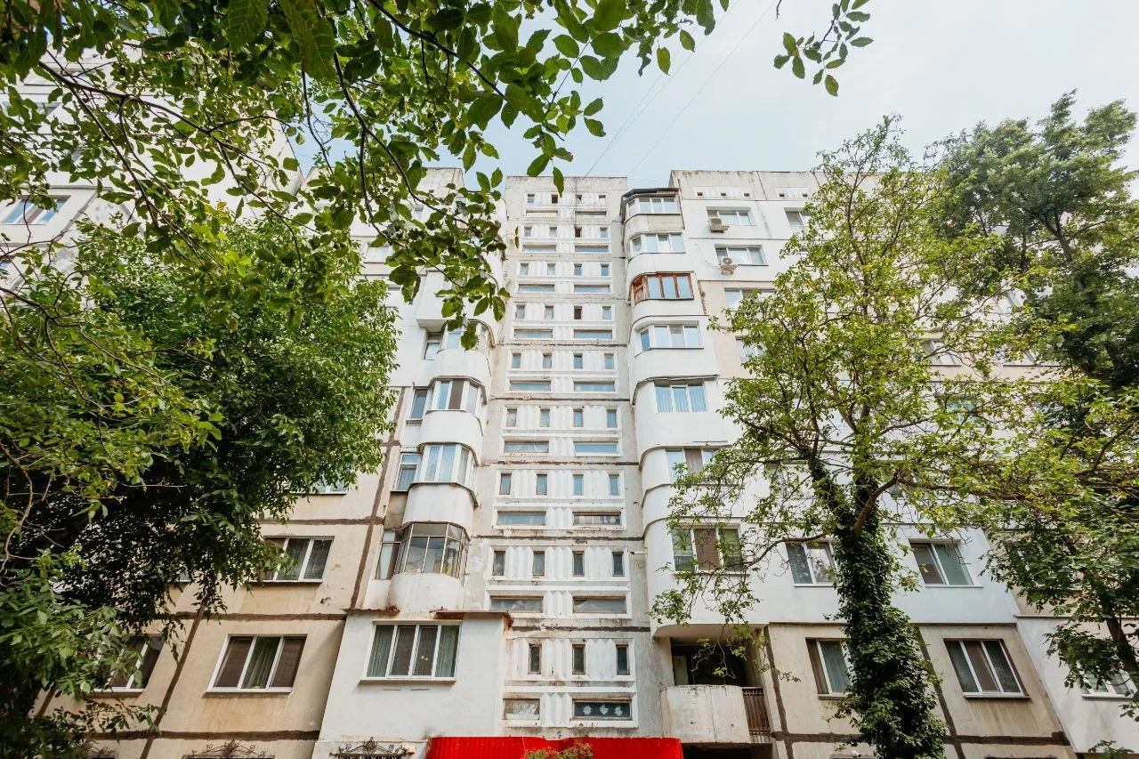Chișinău Ciocana bd. Mircea cel Bătrân 15
