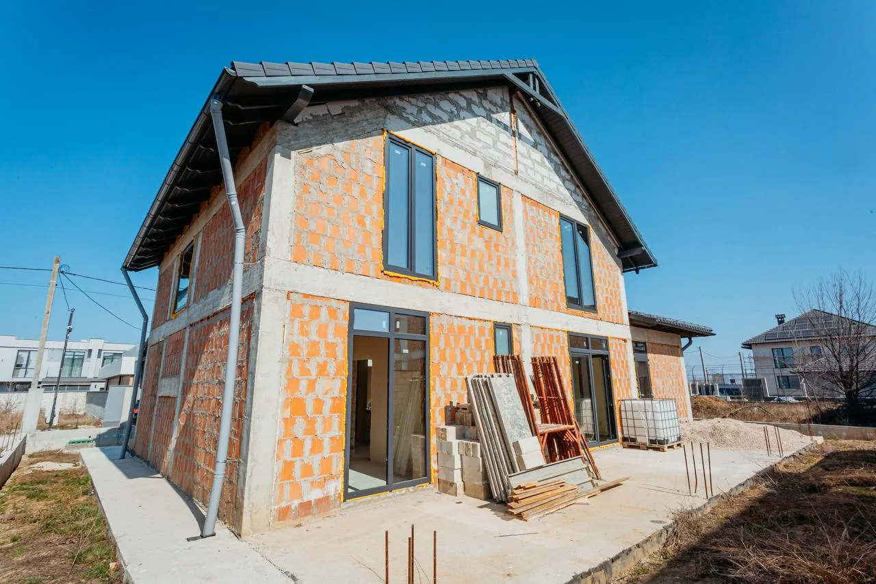 Кишинев Дурлешты, ул. Эмиль Лотяну 3