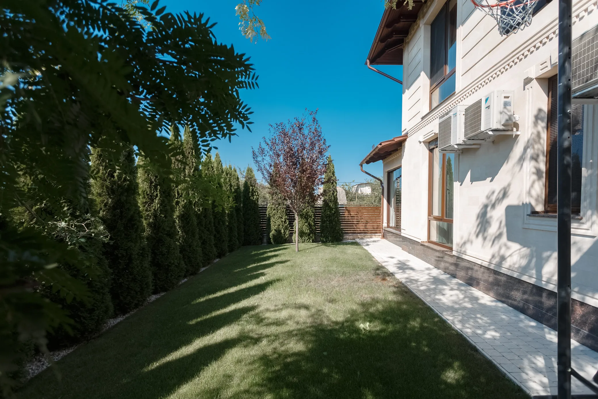 Chișinău Dumbrava str. Ion Creangă 25