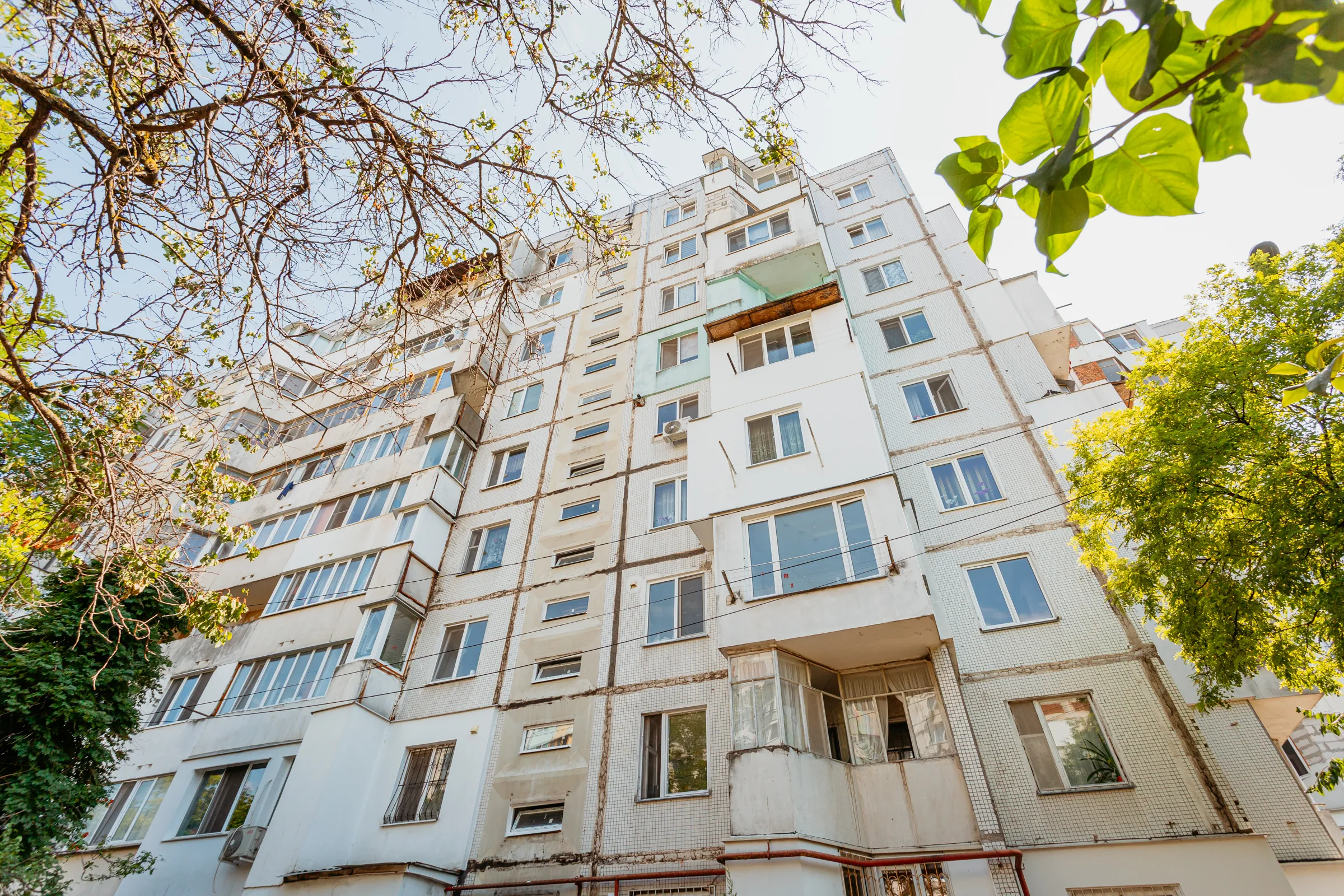 Chisinau bd. Mircea Cel Bătrân  17