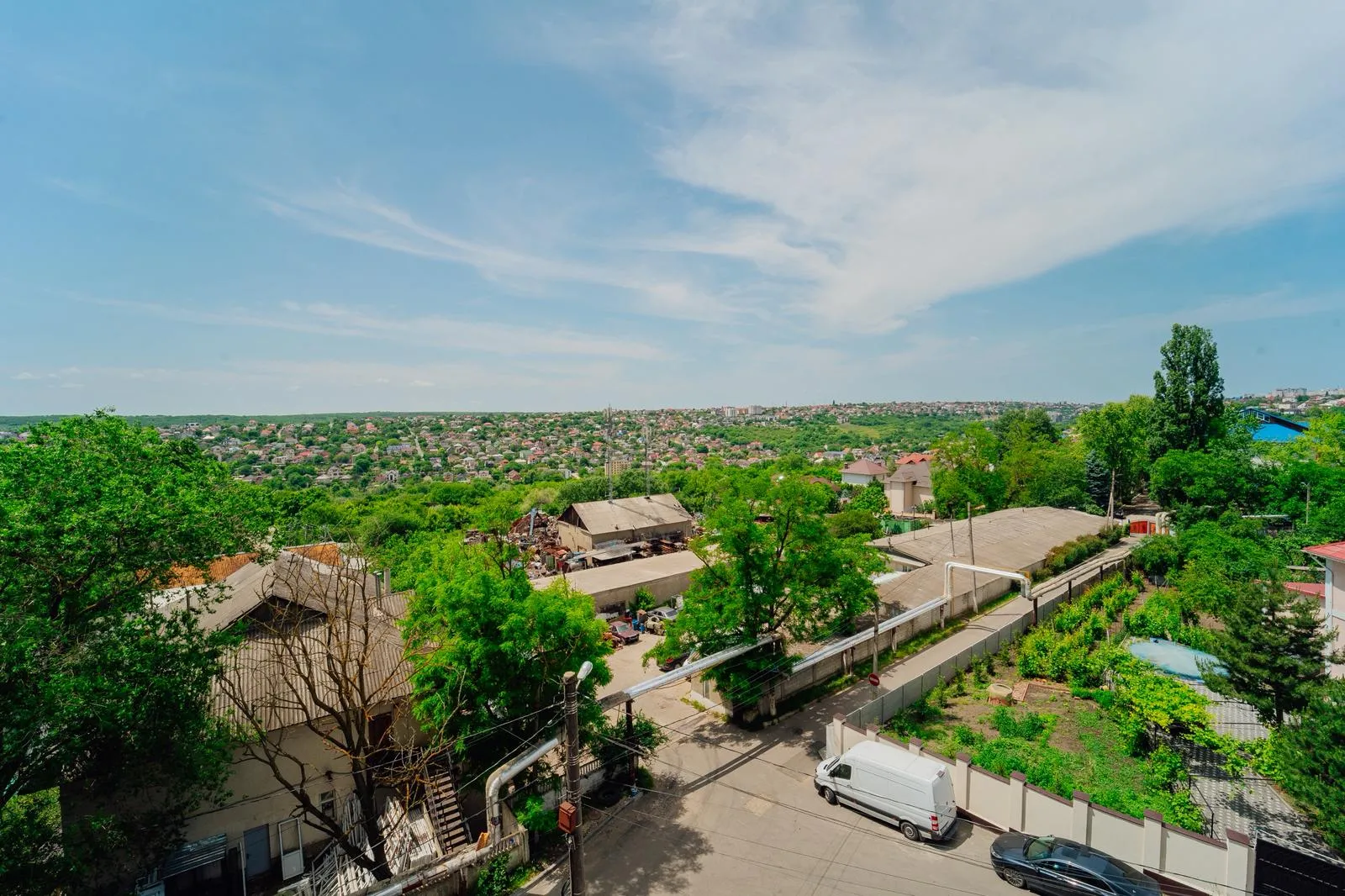 Кишинев Ботаника ул. Жубилиарэ 10