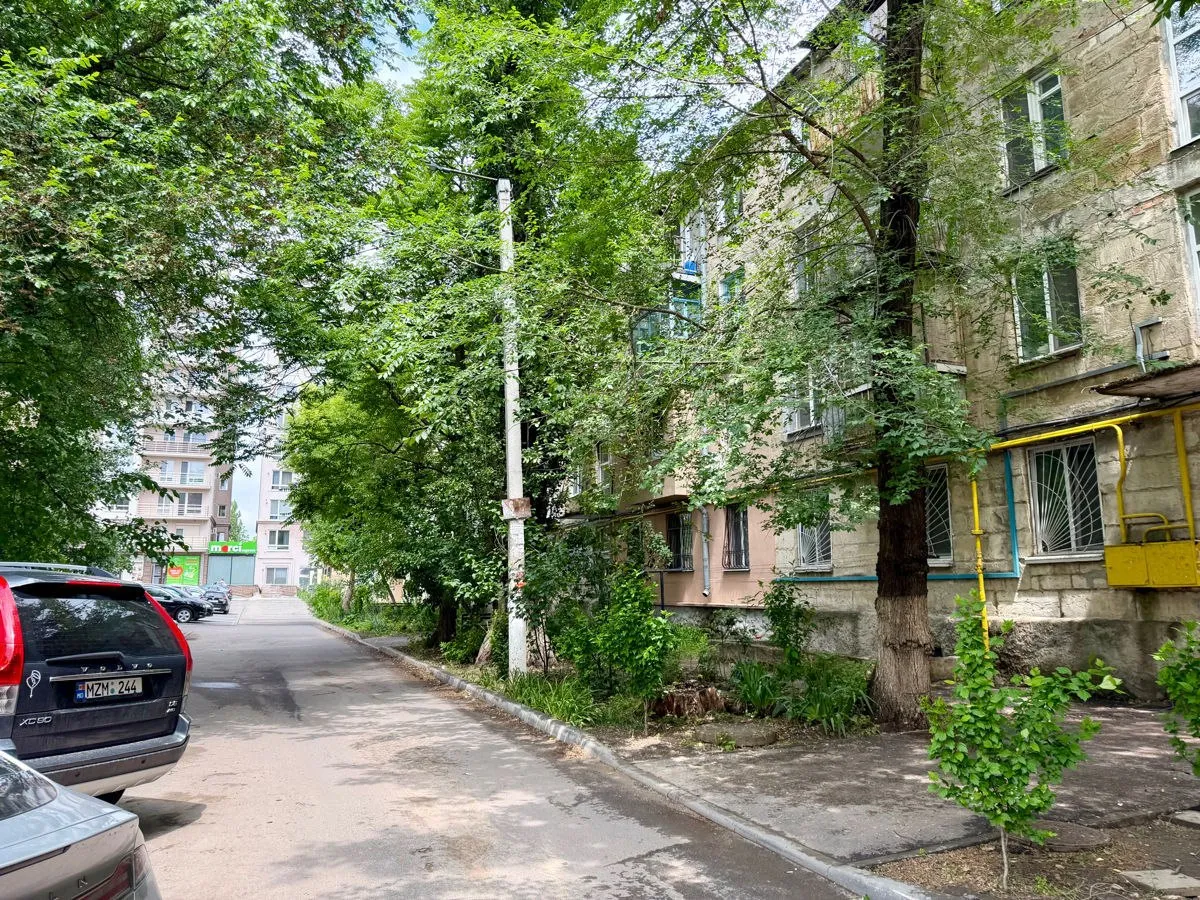 Chișinău Botanica str. Pandurilor 5