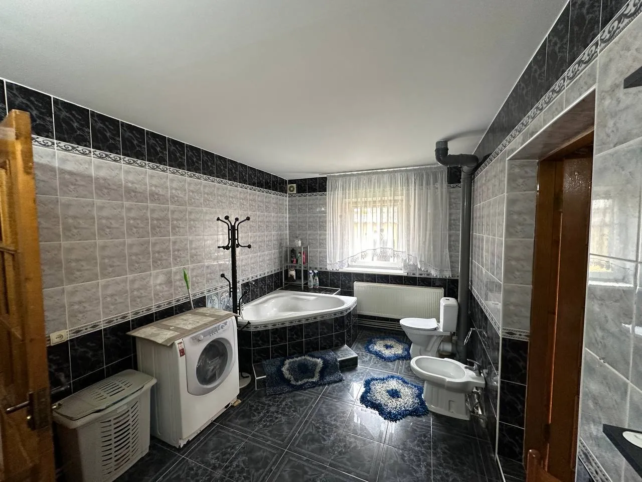 Страшены Кожушна пер. Флорилор 7