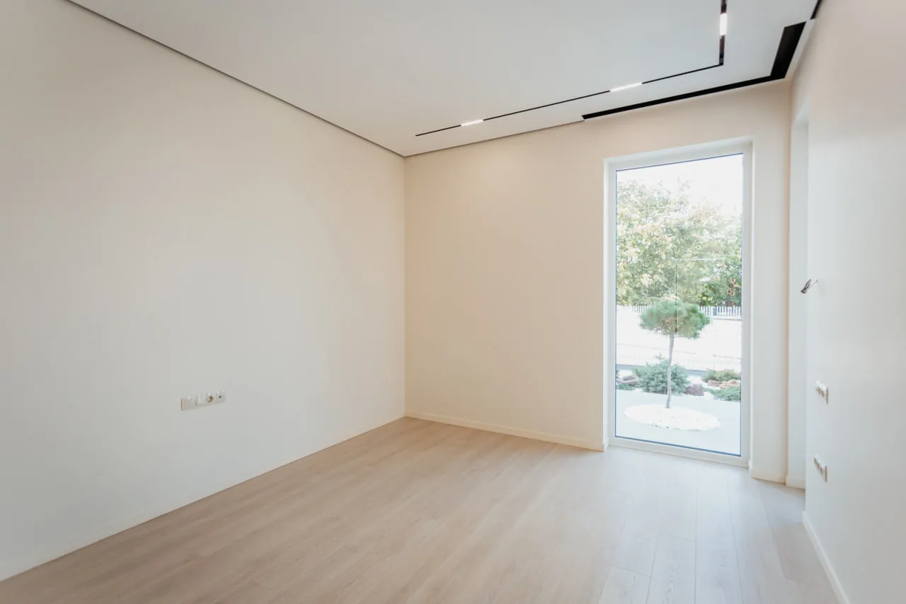 Яловень Сочитены ул. Алексей Матеевич 11