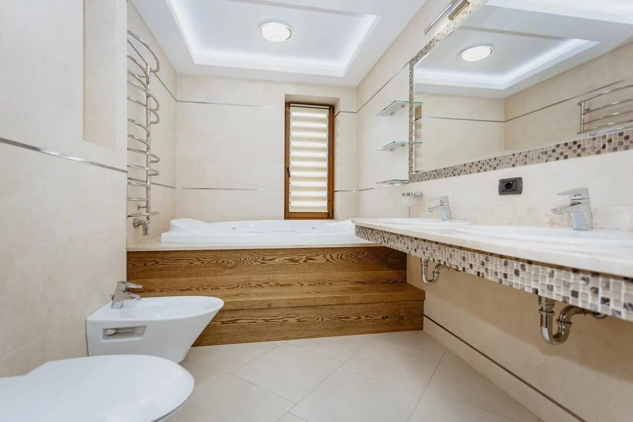 Кишинев Буюканы ул. Парис 21