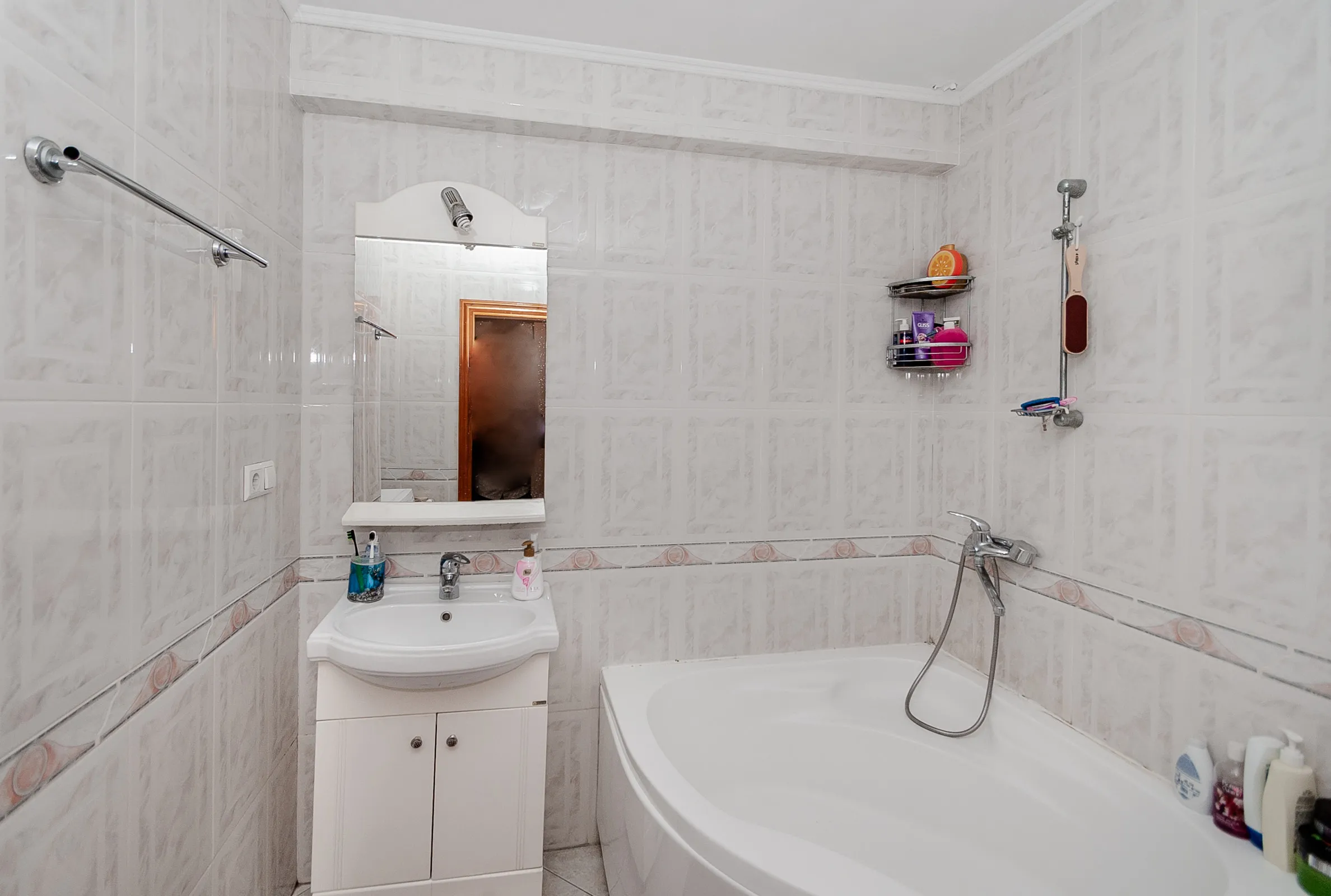 Chișinău Botanica bd. Cuza Vodă 8