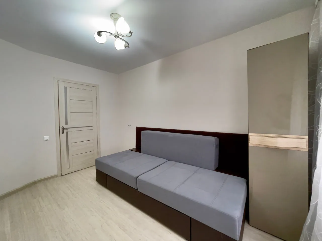Ialoveni, Centru str. Prieteniei 8