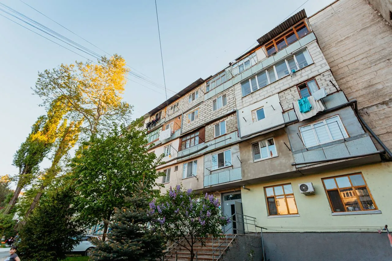 Chișinău Botanica str. Salcâmilor 11