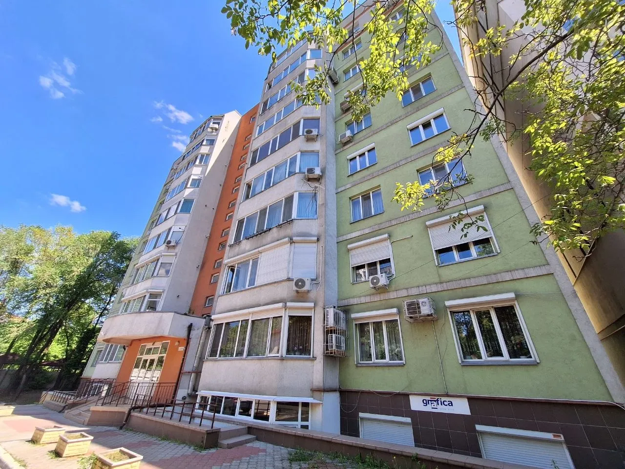 Chișinău Centru bd. Constantin Negruzzi 16