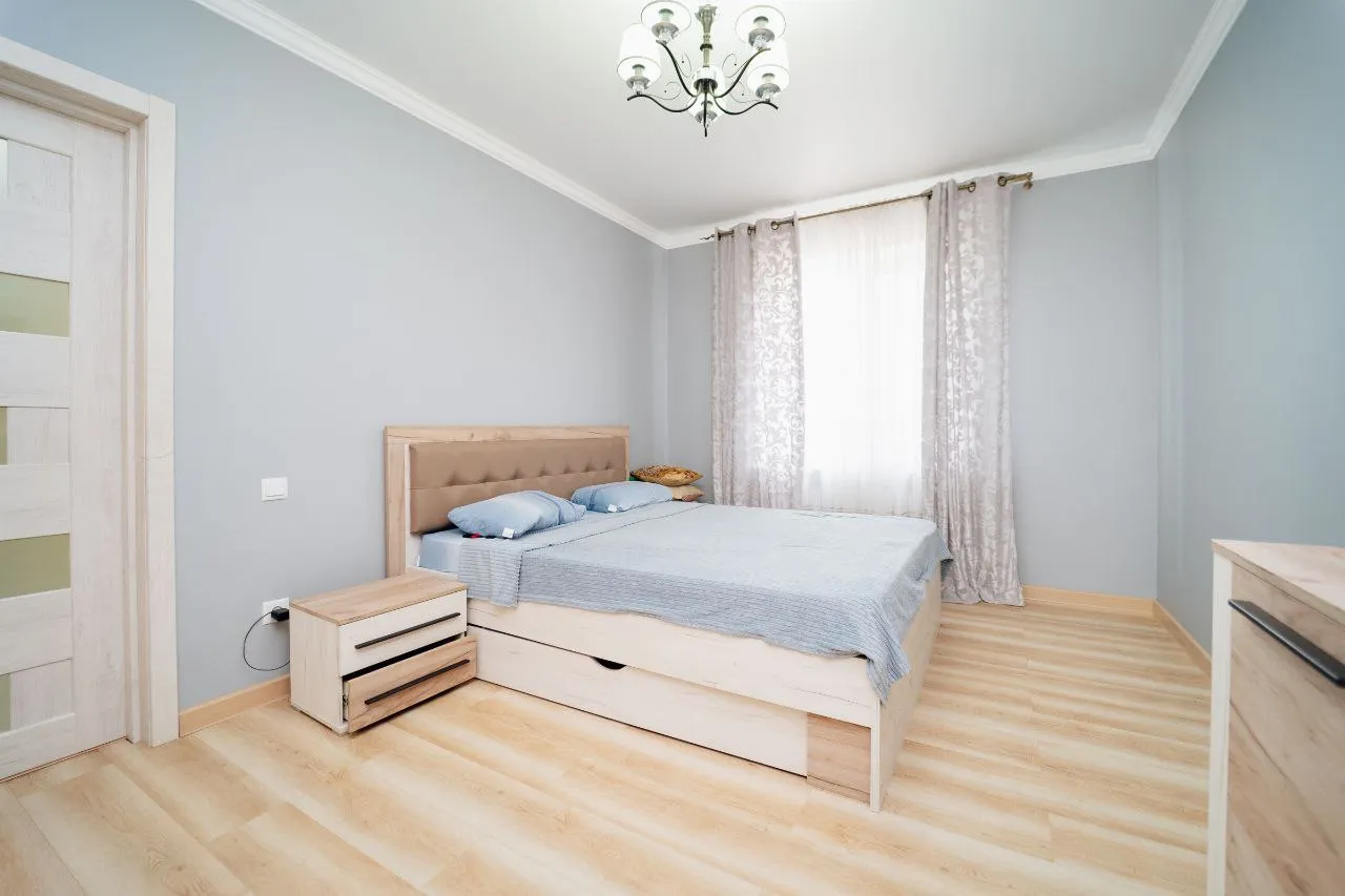 Chișinău com. Băcioi str. Lalelelor 10