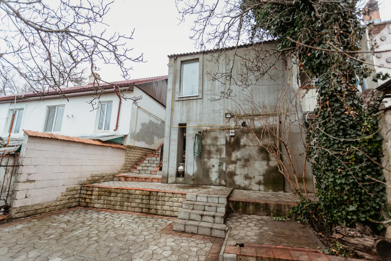 Кишинев Центр, ул. Университэций 9