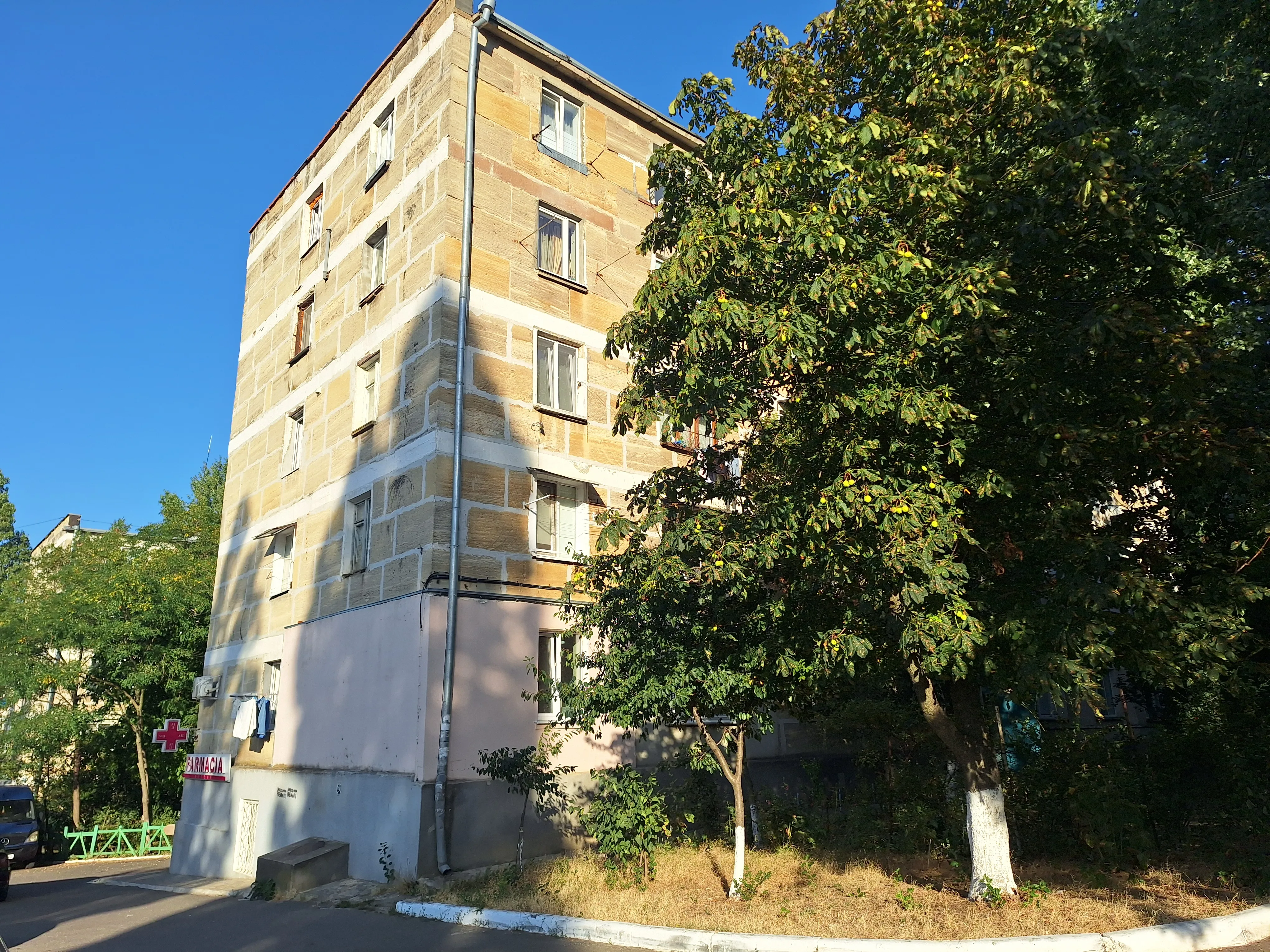 Chișinău Telecentru str. Lech Kaczynski 6