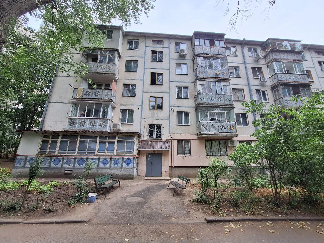 Chișinău Botanica str. Trandafirilor 9