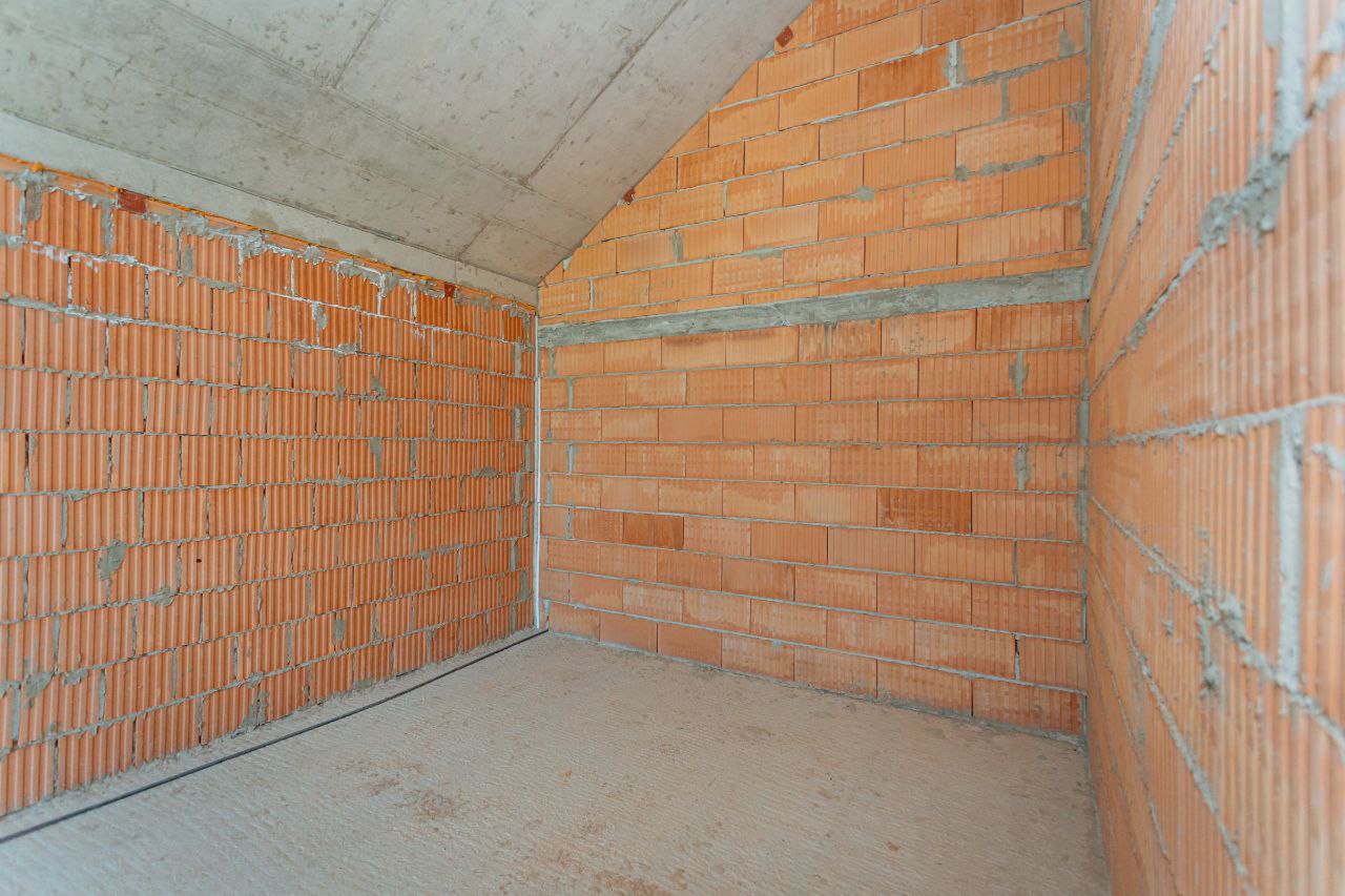 Ialoveni Dănceni str. Cronicarilor 8