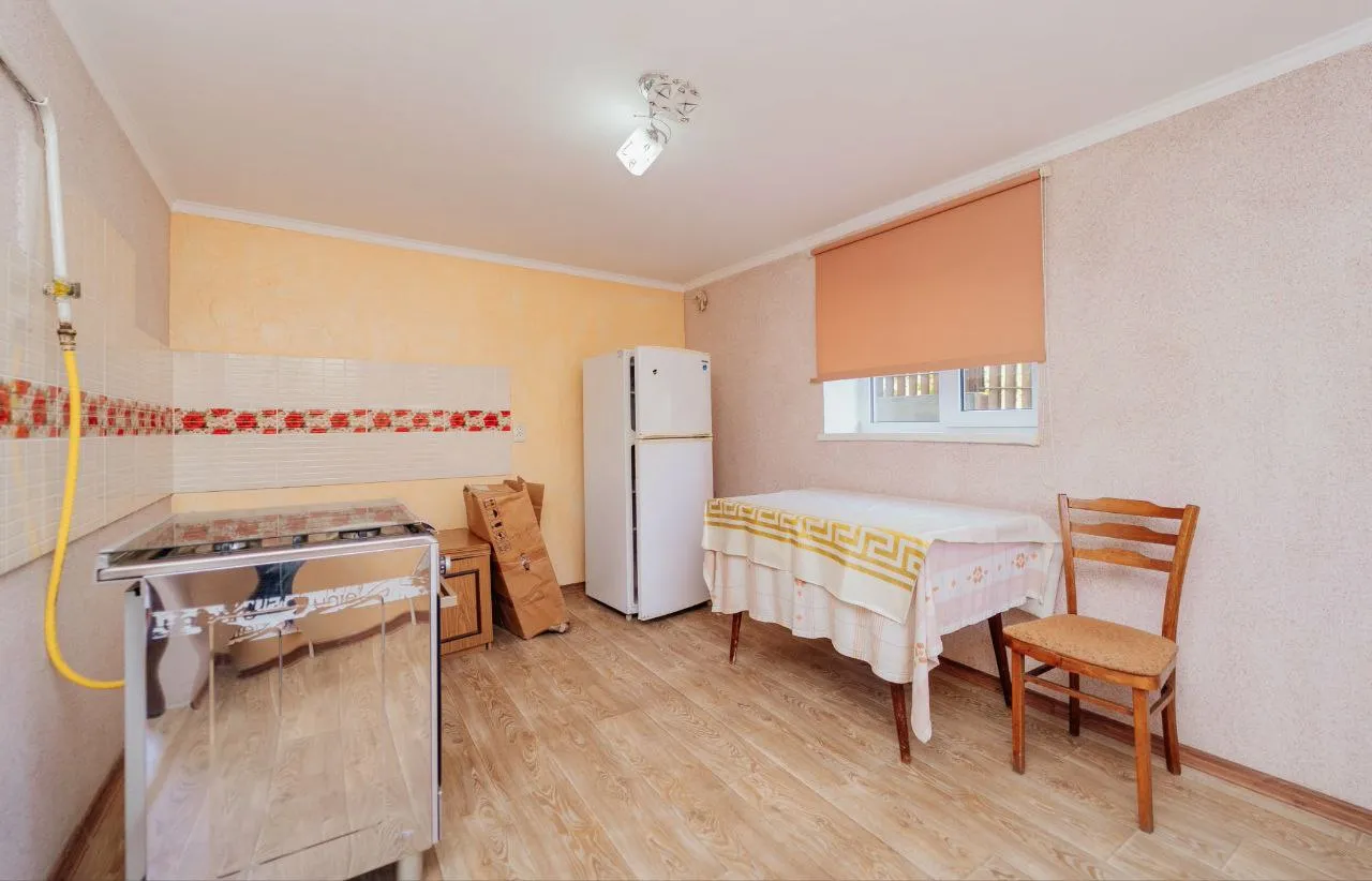 Кишинев Кодру ул. Кымпулуй 4