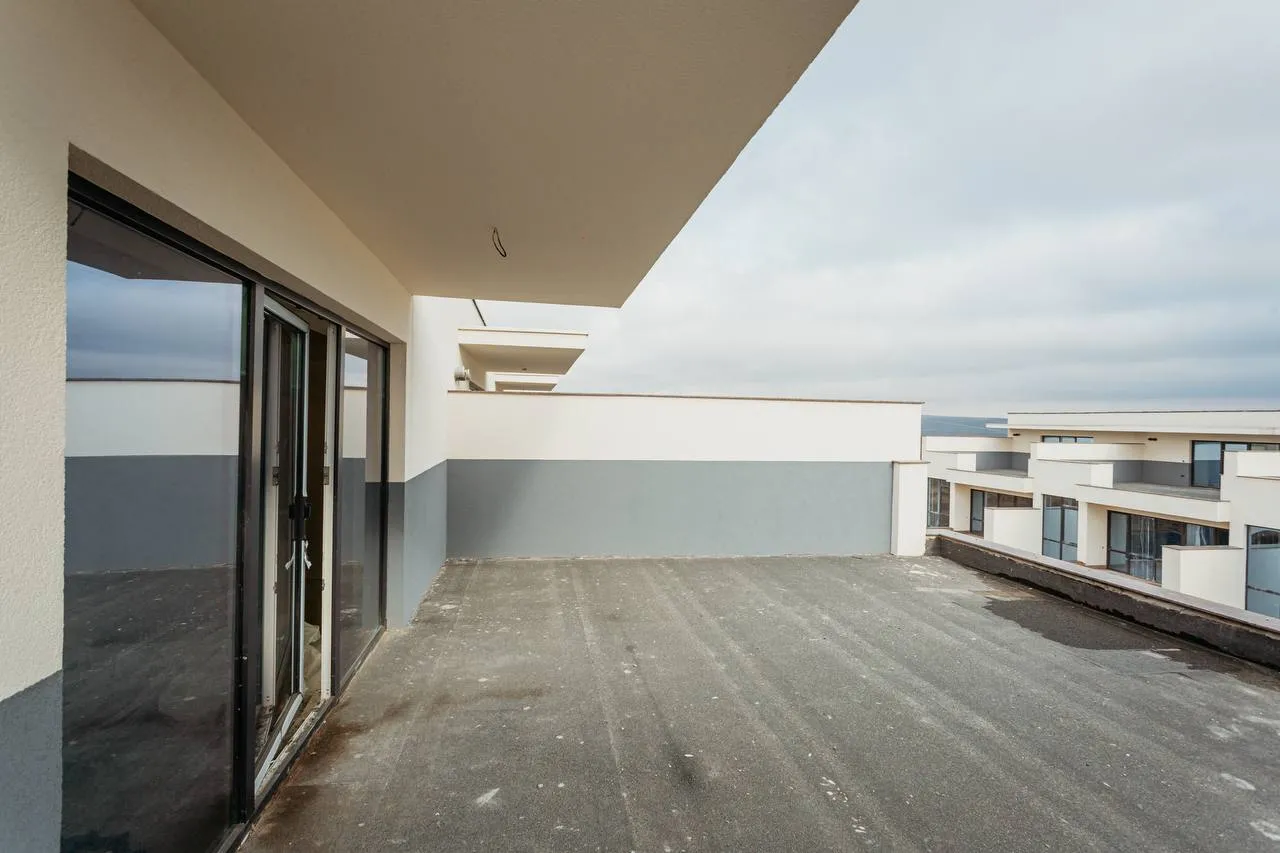 Strășeni Cojușna str. Luceafărul  15