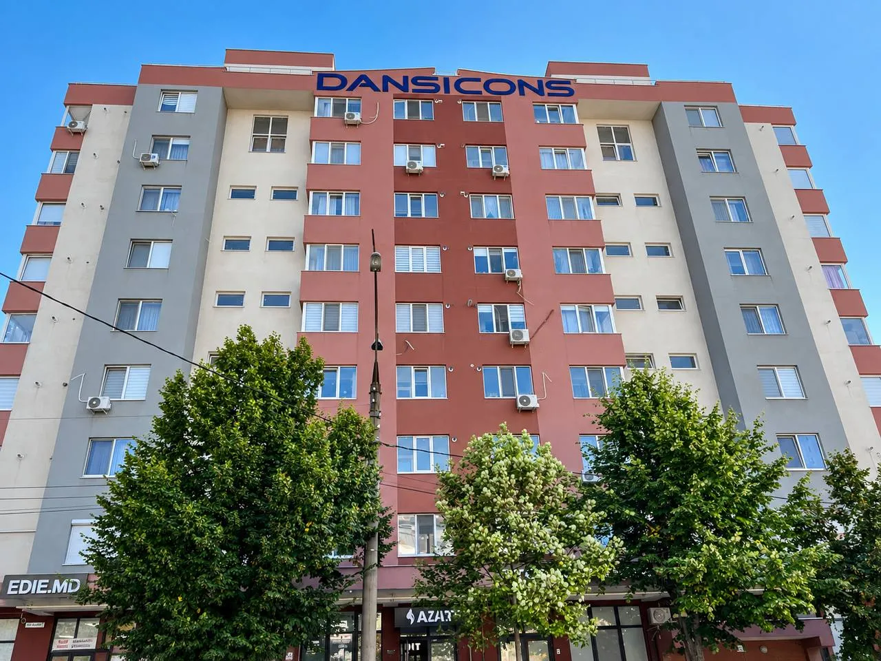 Chișinău Buiucani str. Ion Creangă 11