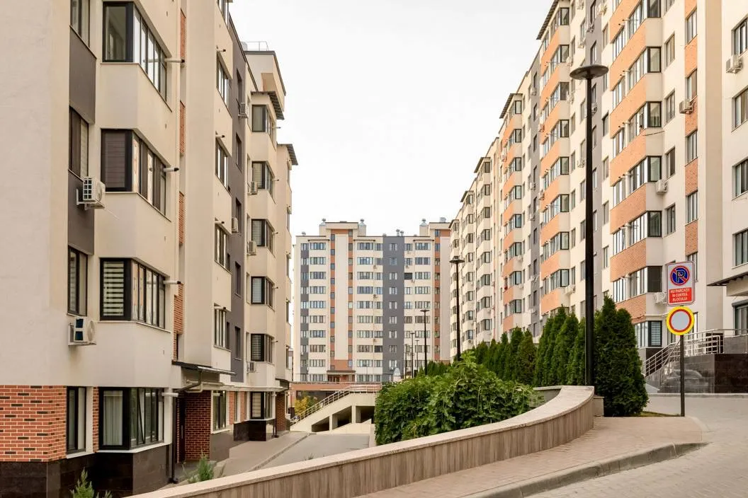Chișinău Buiucani str. Ion Buzdugan 17