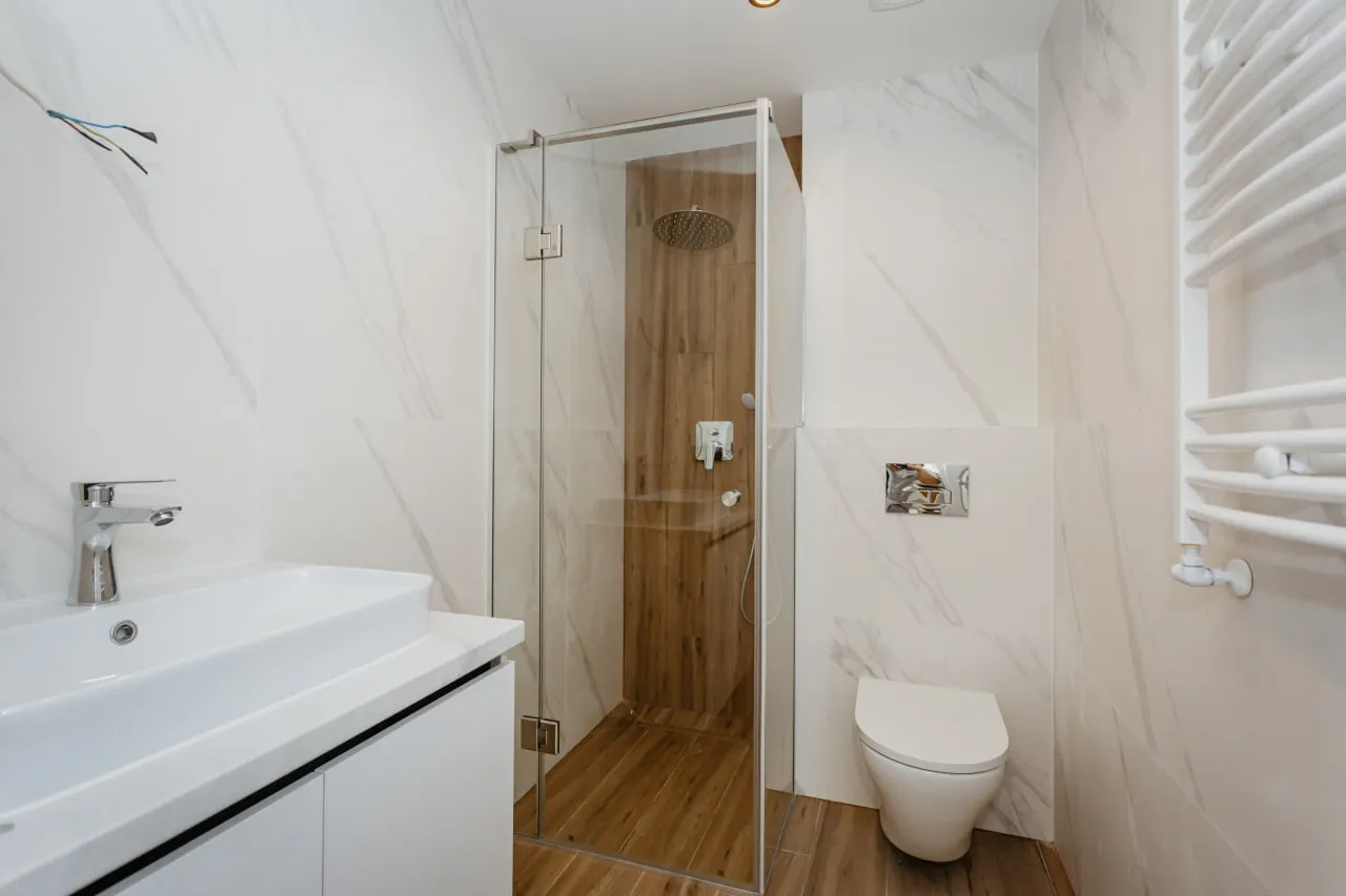 APARTAMENT CU 2 CAMERE + LIVING, STR. GRĂTIEȘTI, POȘTA VECHE 8