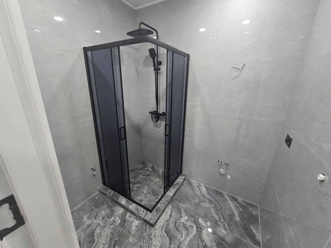 Кишинев Буюкань ул. Алба Юлия 7