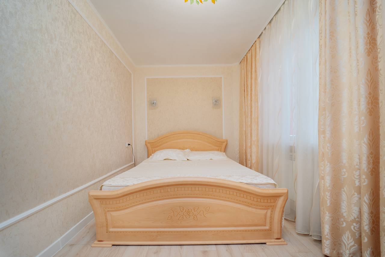 Chișinău Botanica str. Trandafirilor 4