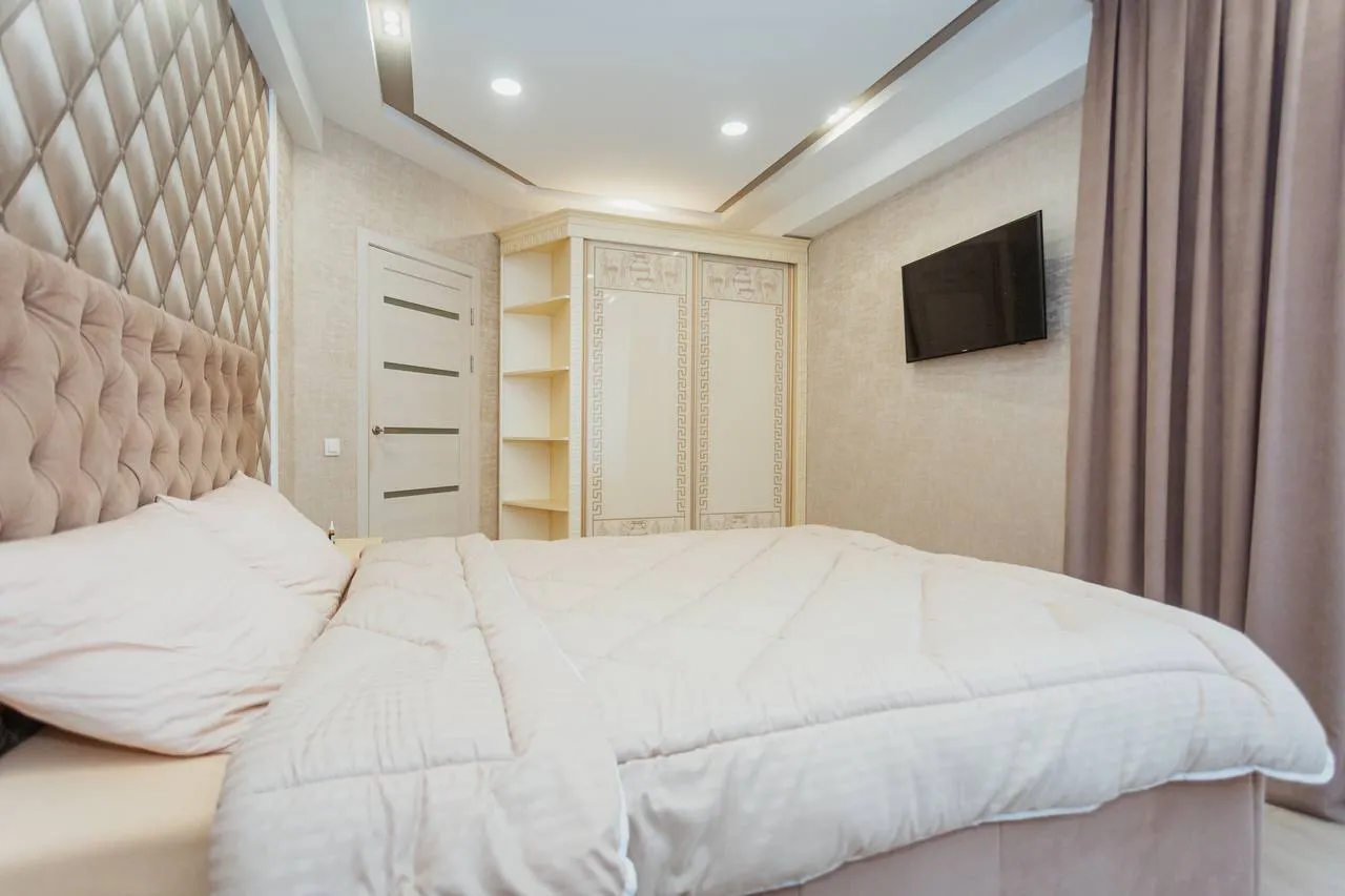 Chișinău Botanica str. Grenoble 8