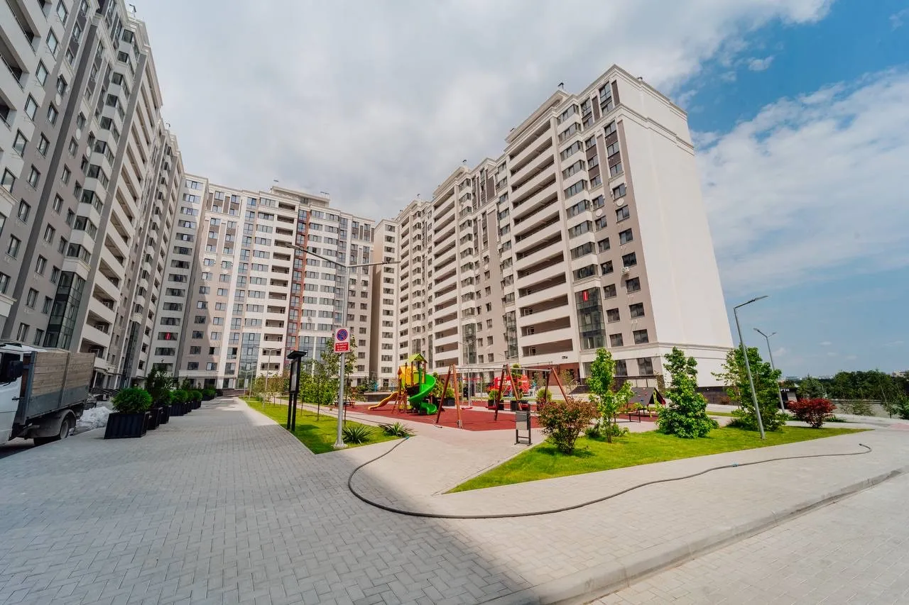 Кишинев Буюканы ул. Василе Лупу 18